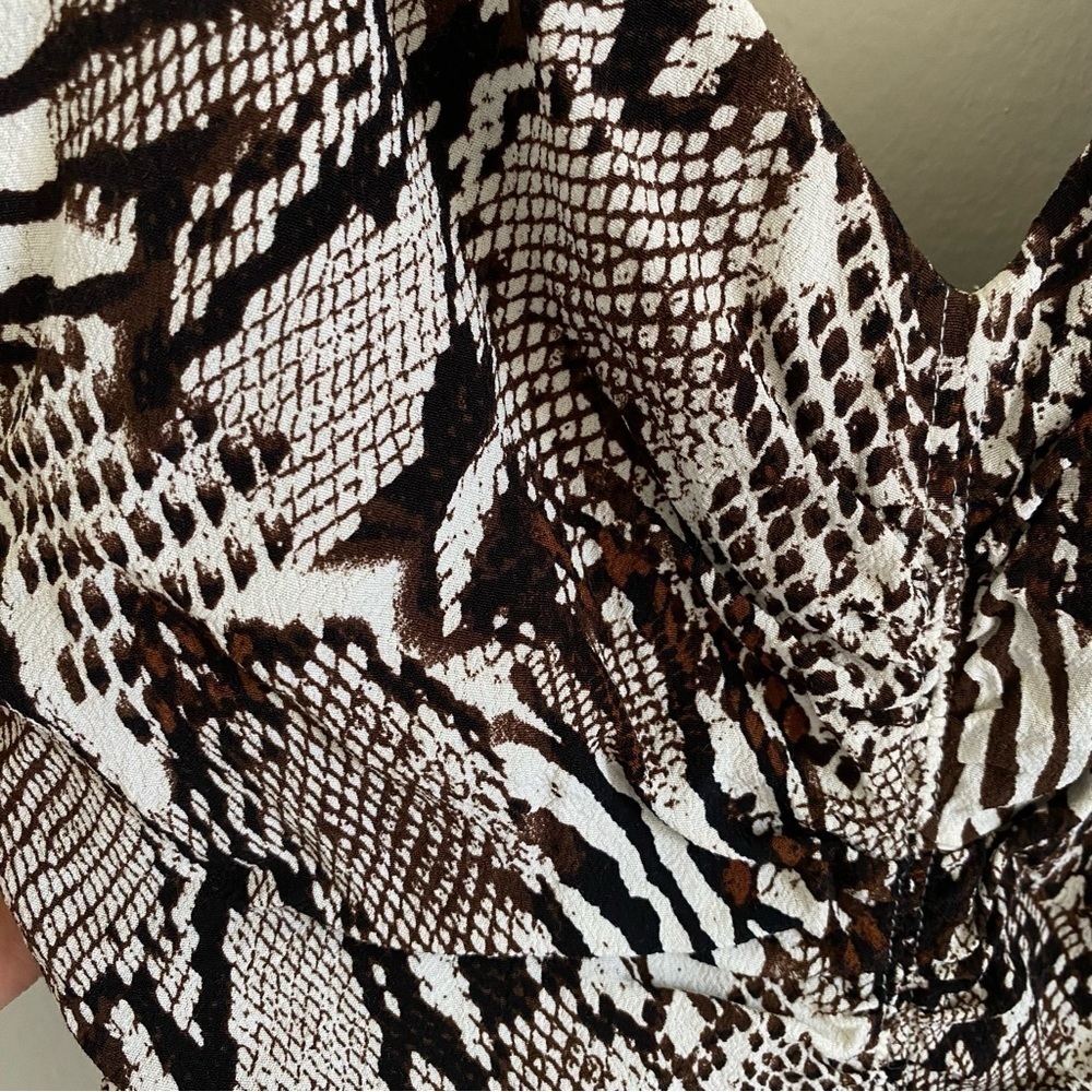 NWOT Aritzia Wilfred Veda Animal Snake Zebra Print Ruched Open Back Mini Dress 2 - Picture 4 of 6